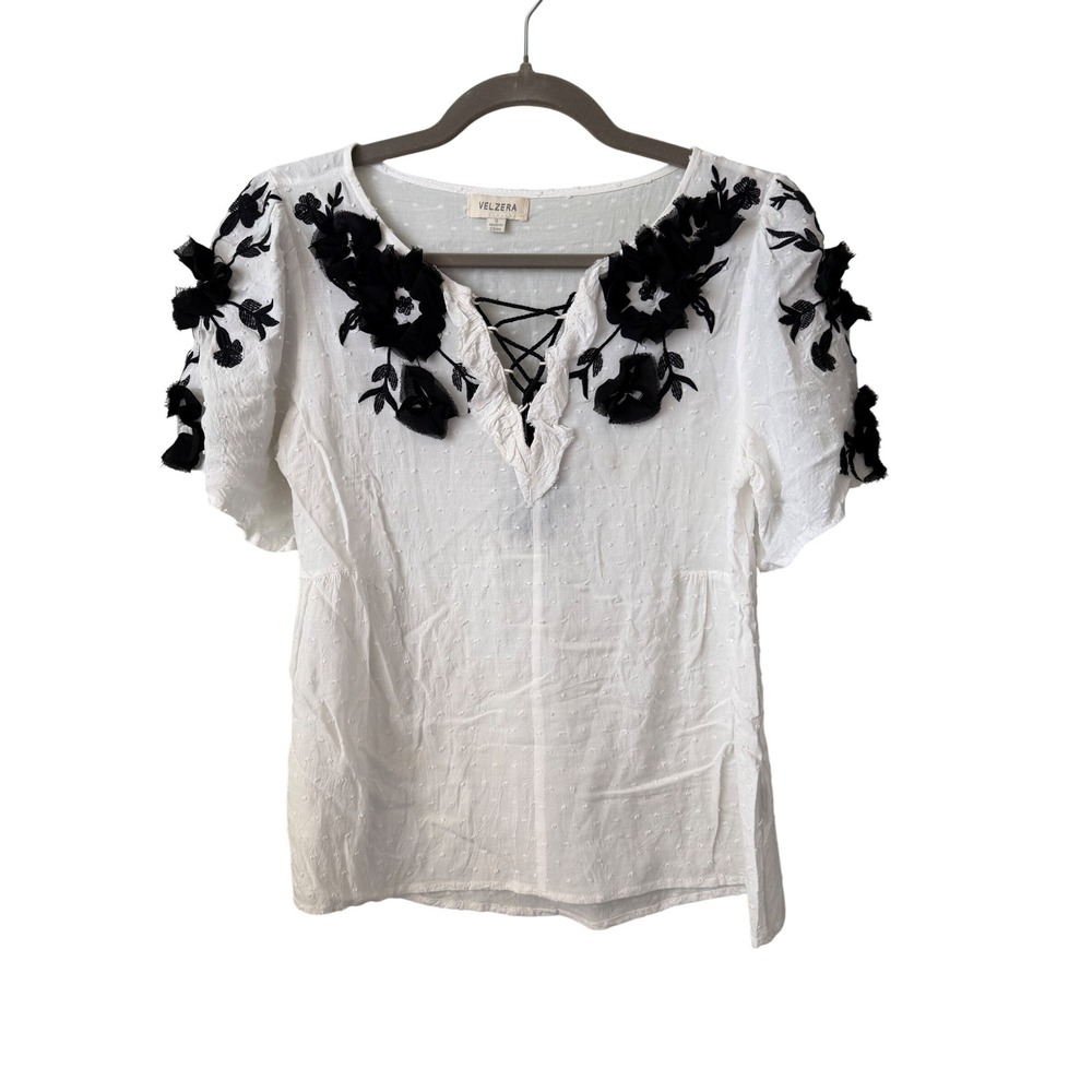 VELZERA‎ White Black Floral Embroidered Lace Up V Neck Short Sleeve Tunic Top S